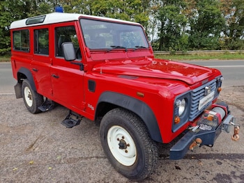 Land Rover - Defender