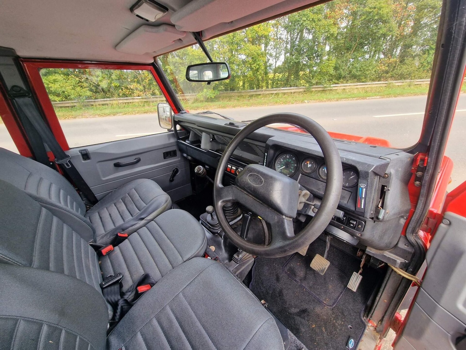 Used Land Rover Defender 2000 for sale - 76891832: Photo 6