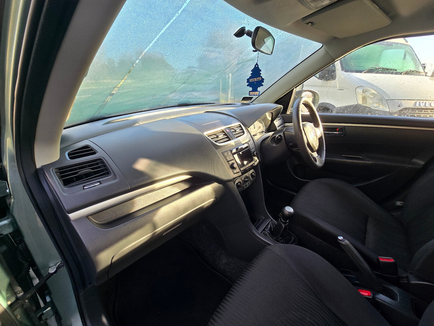 Used Suzuki Swift 2013 for sale - 76891877: Photo 15