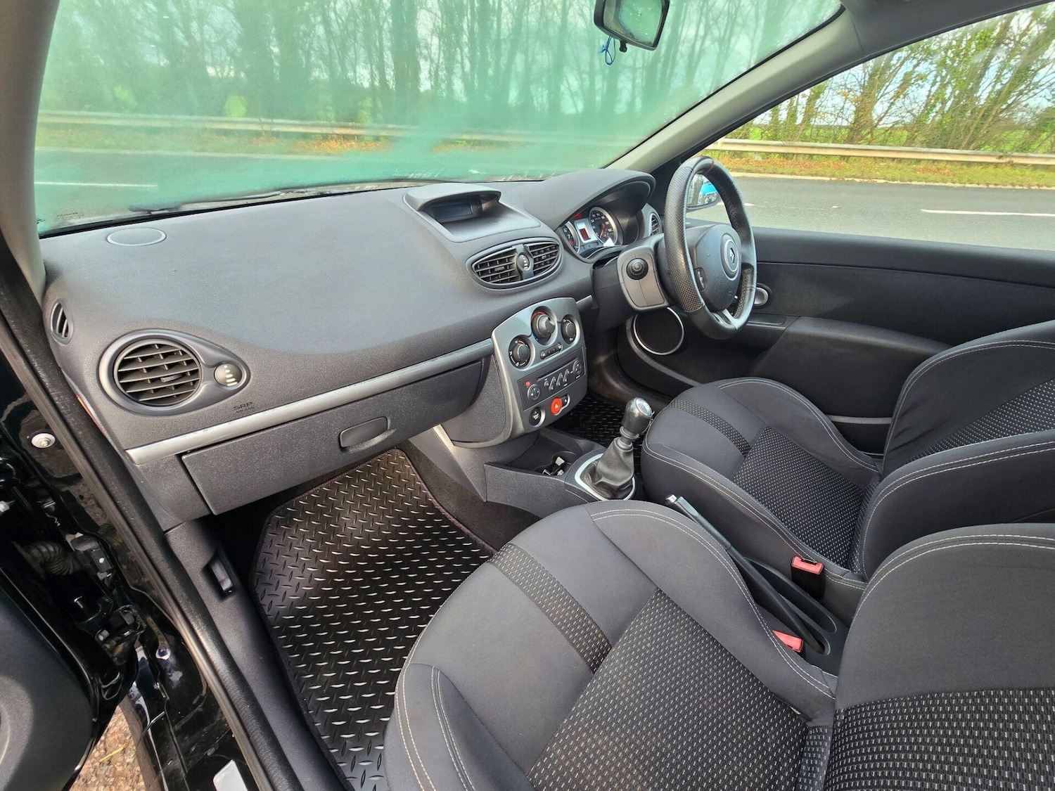 Used Renault Clio 2008 for sale - 76891847: Photo 11