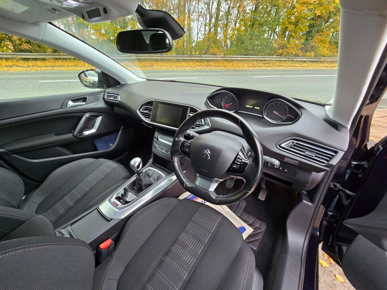 Used Peugeot 308 2016 for sale - 76891870: Photo 10