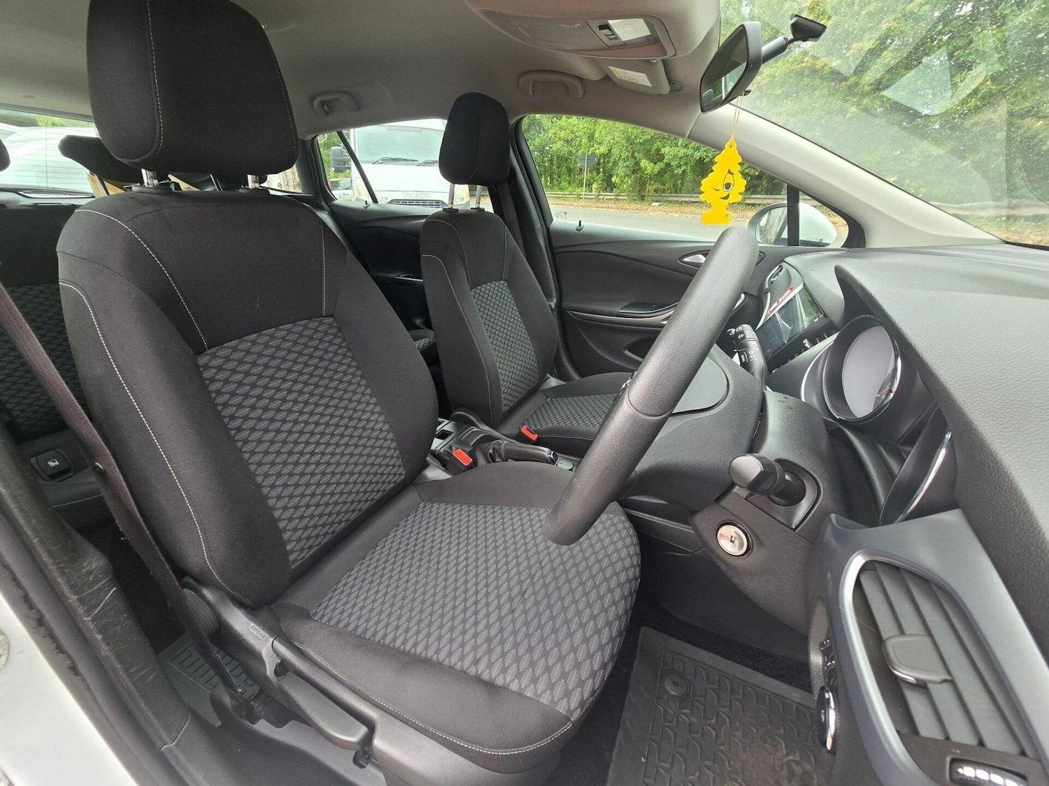 Used Vauxhall Astra 2019 for sale - 76891855: Photo 10