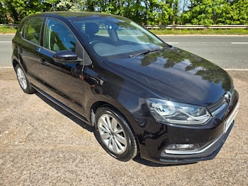 Used Volkswagen Polo 2015 for sale - 78422891: Photo