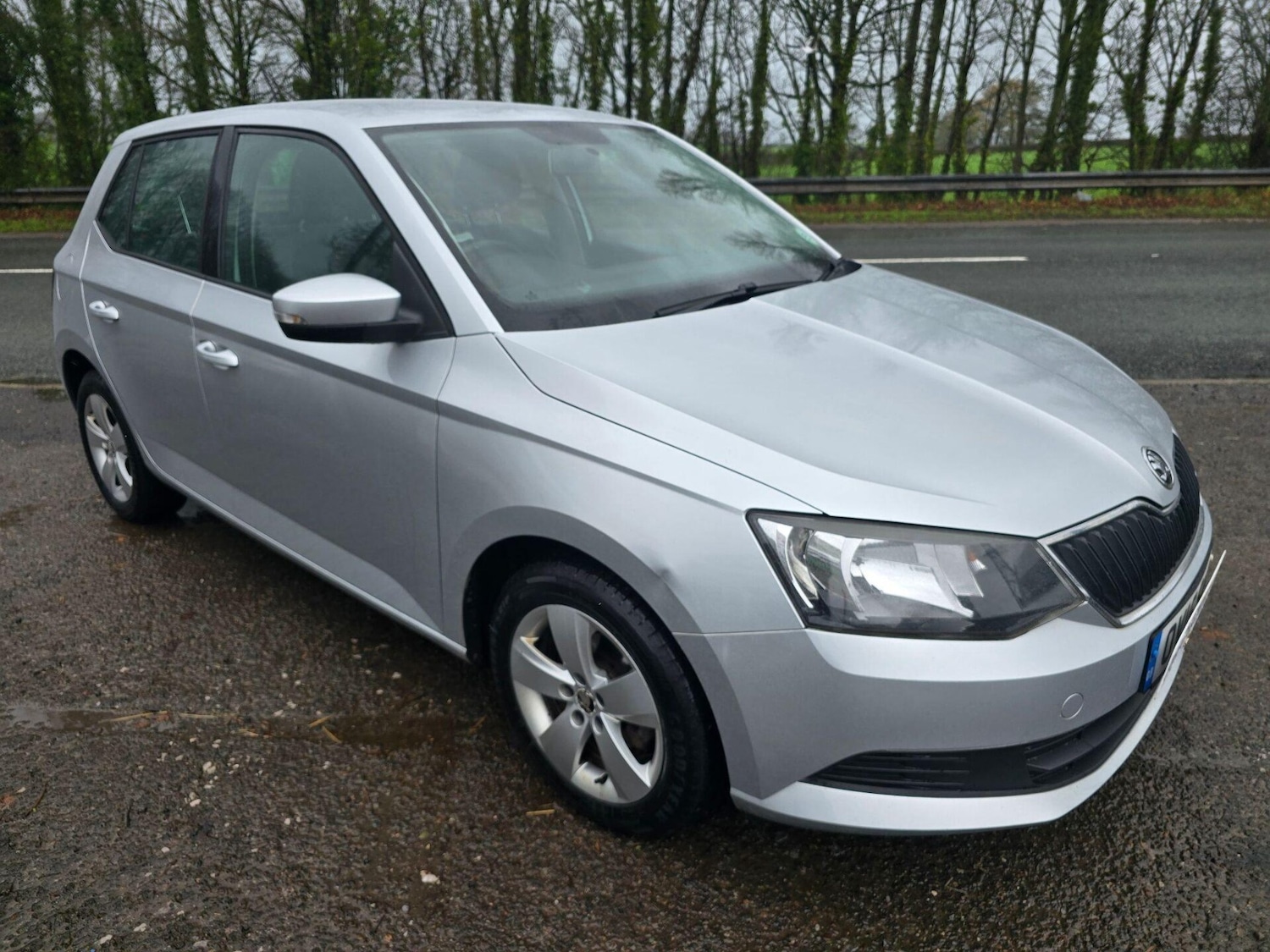 Used Skoda Fabia 2015 for sale - 76891879: Photo 2