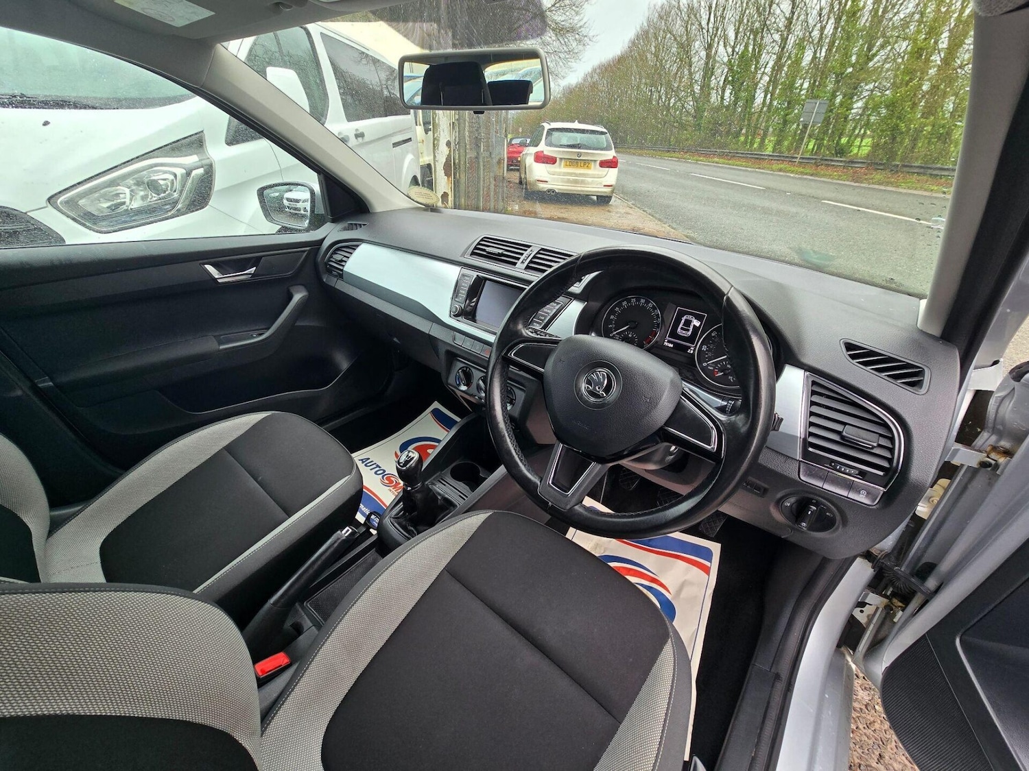 Used Skoda Fabia 2015 for sale - 76891879: Photo 9