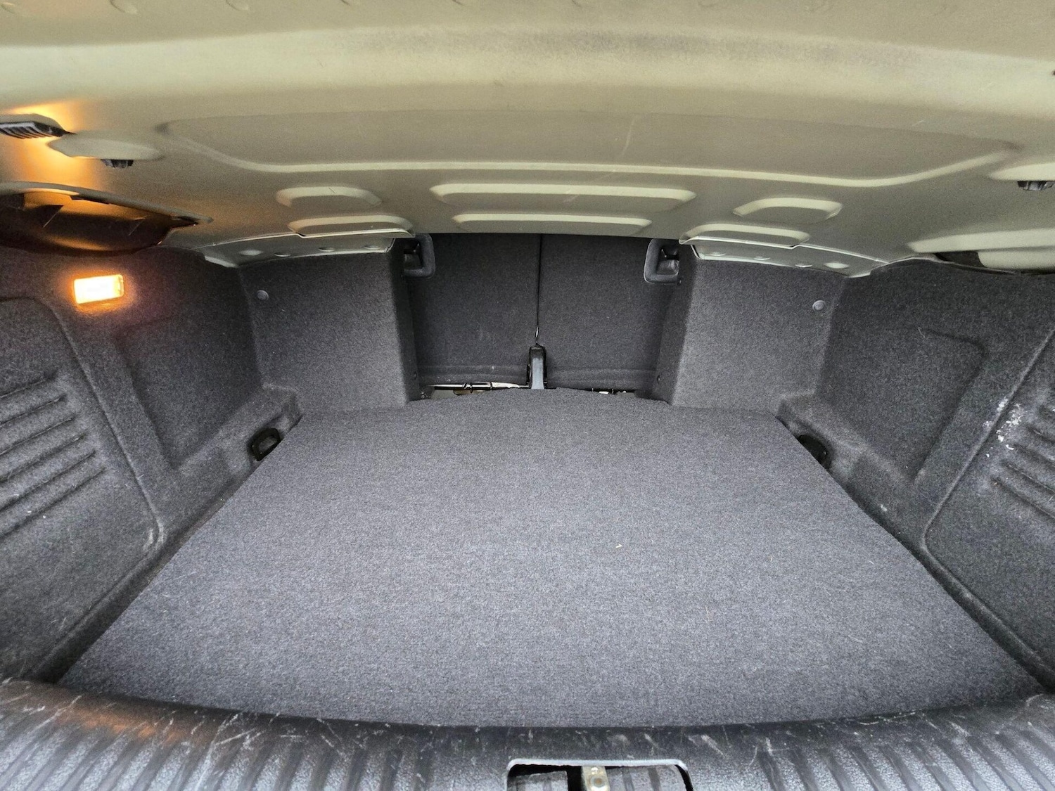 Used Volkswagen Golf 2013 for sale - 76891872: Photo 20