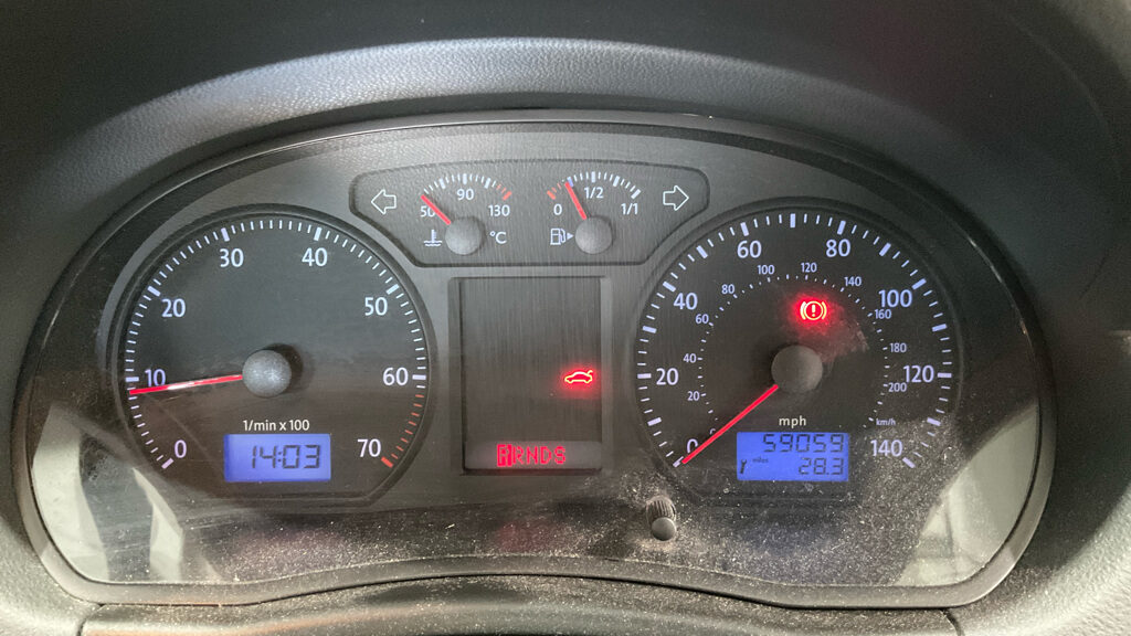 Used Volkswagen Polo 2008 for sale - 77375895: Photo 10