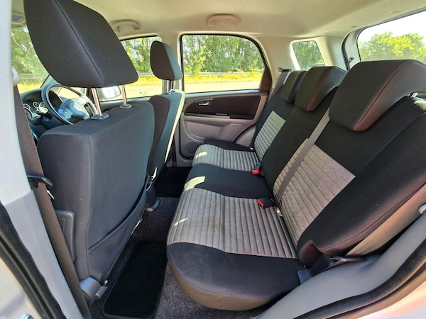 Used Suzuki SX4 2010 for sale - 76238591: Photo 18