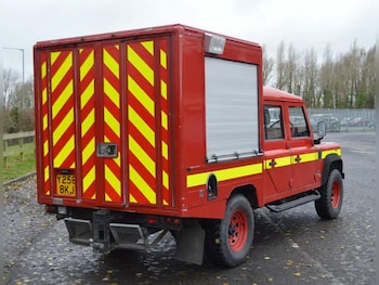 Used Land Rover Defender 130 2001 for sale - 77117946: Photo