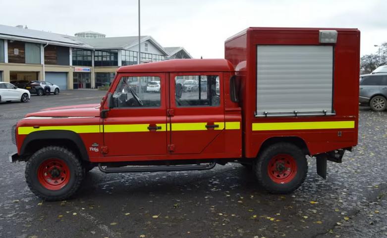 Used Land Rover Defender 130 2001 for sale - 77117946: Photo 6