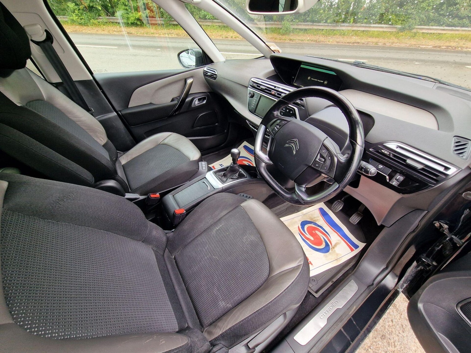 Used Citroen C4 Grand Picasso 2017 for sale - 76891849: Photo 10