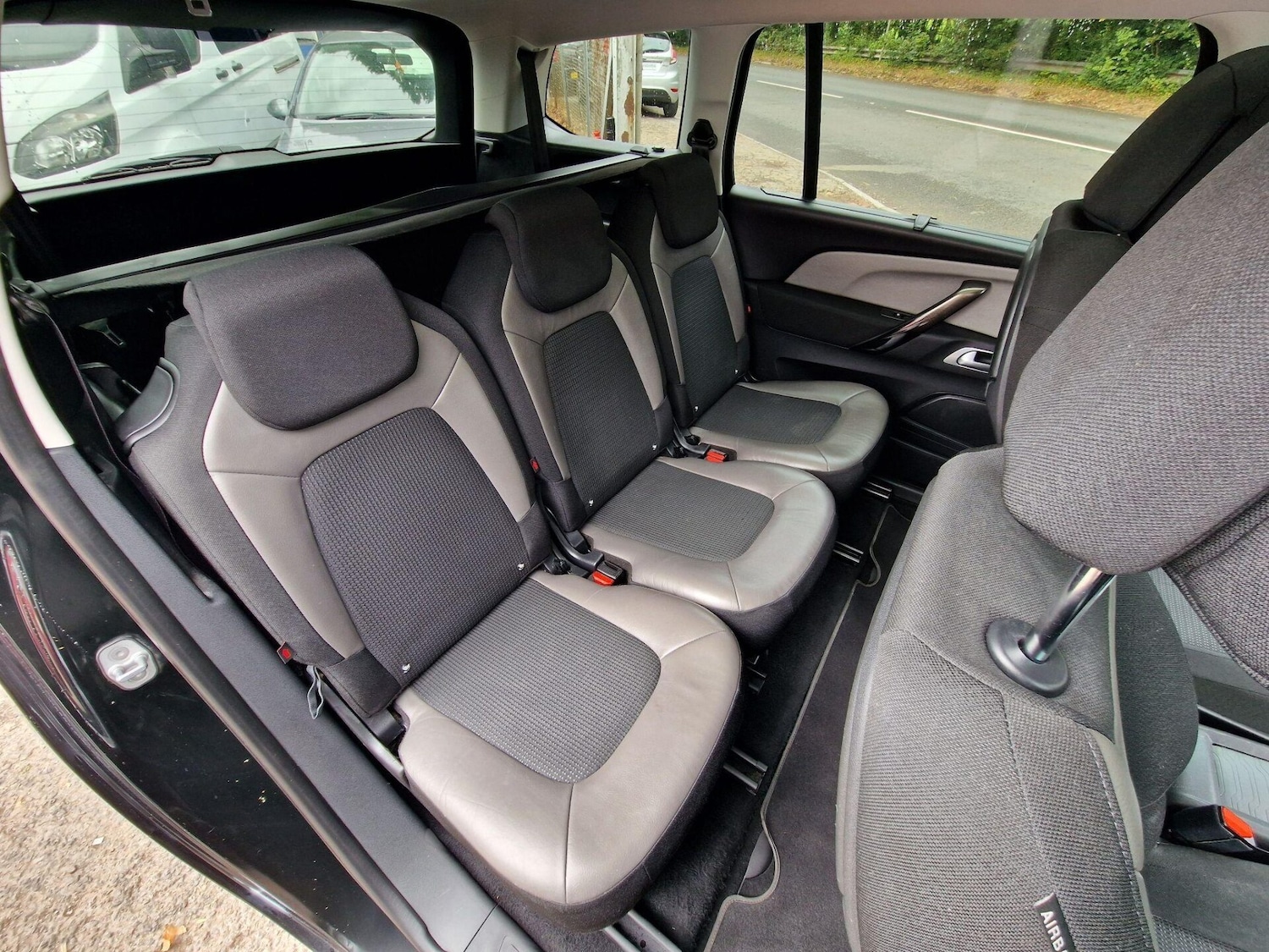 Used Citroen C4 Grand Picasso 2017 for sale - 76891849: Photo 12