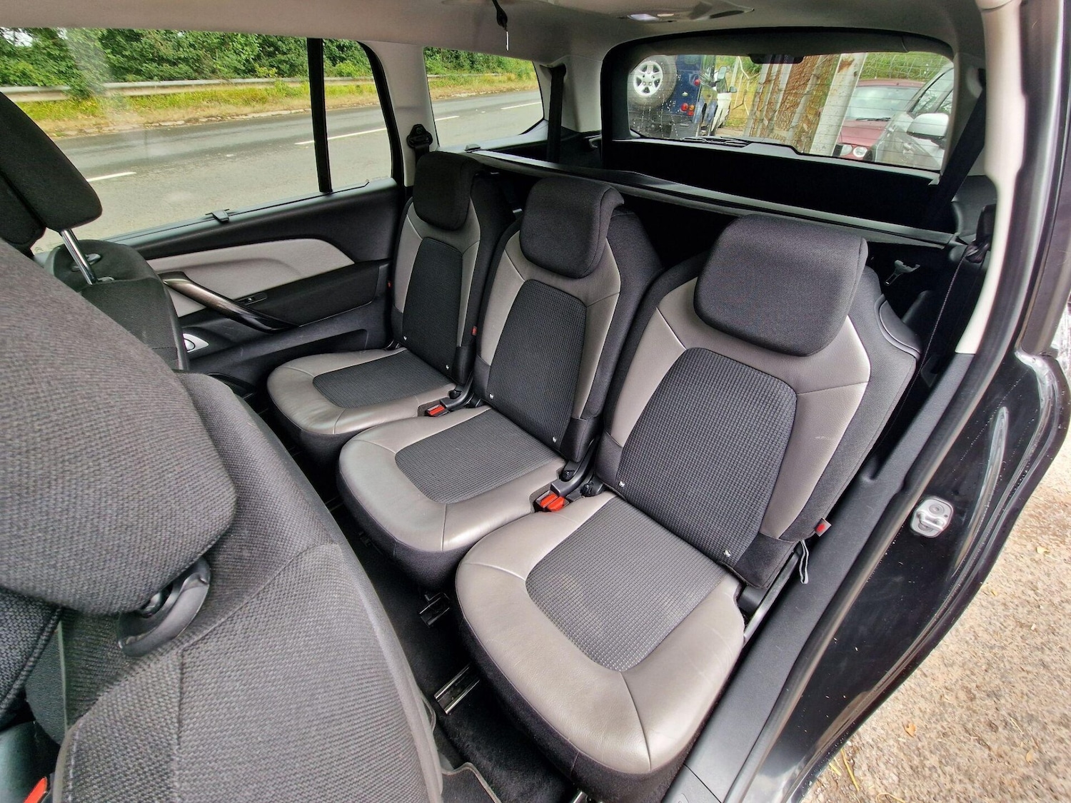 Used Citroen C4 Grand Picasso 2017 for sale - 76891849: Photo 17