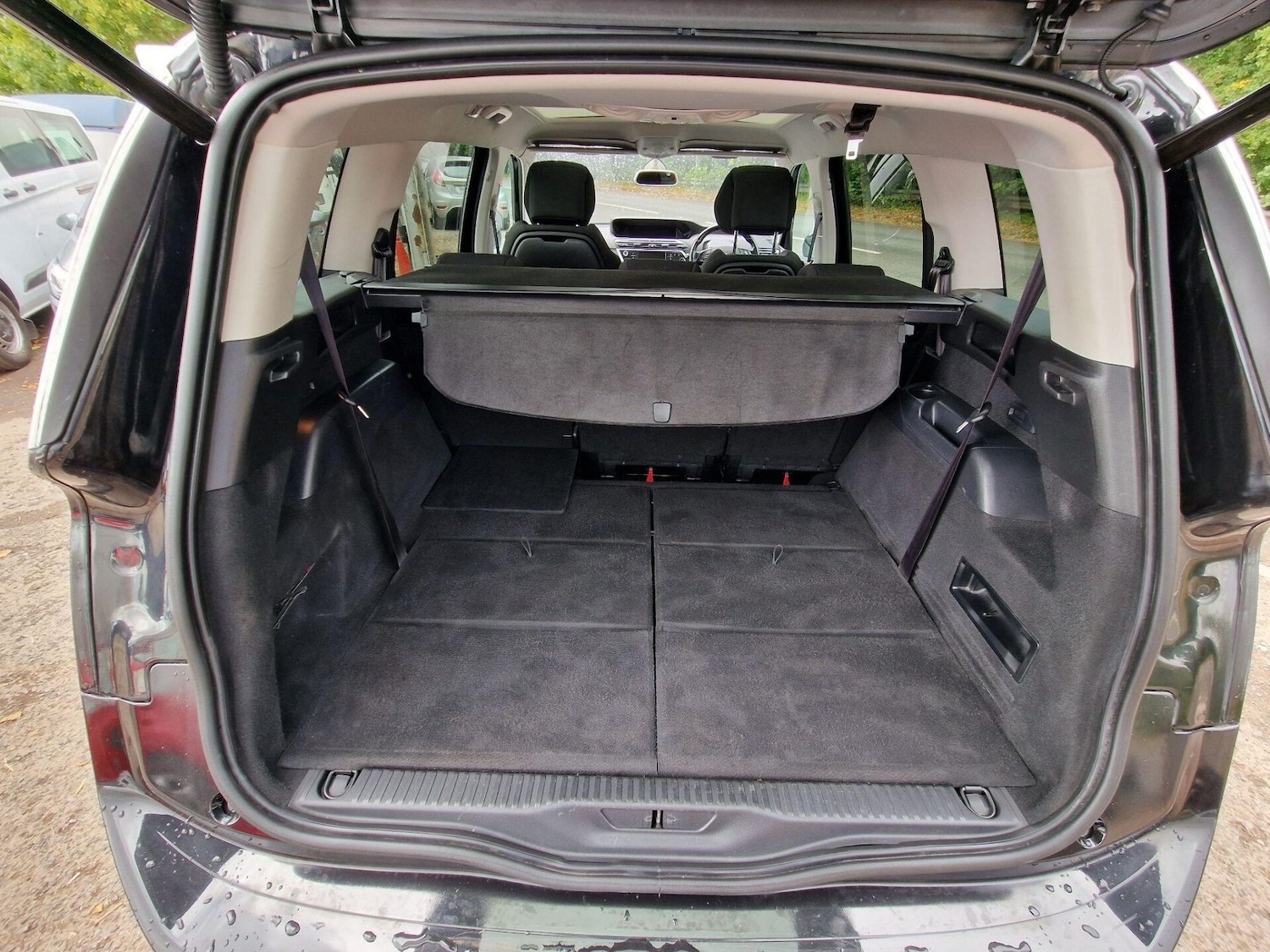 Used Citroen C4 Grand Picasso 2017 for sale - 76891849: Photo 20