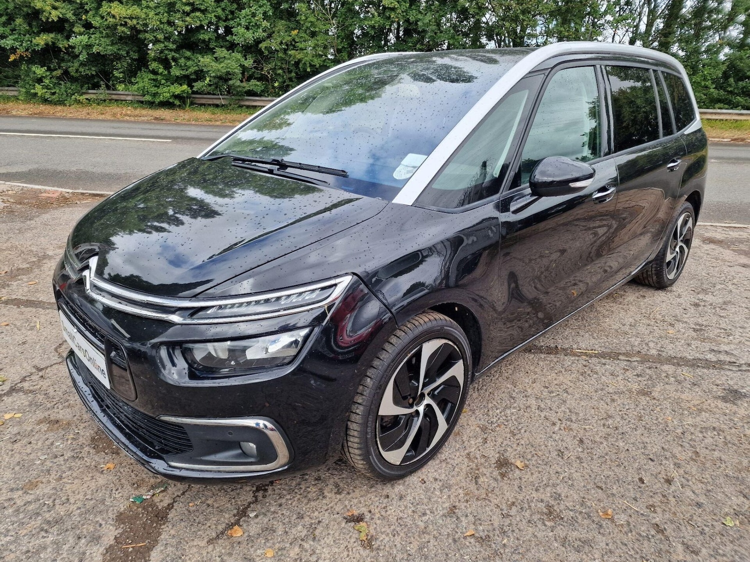 Used Citroen C4 Grand Picasso 2017 for sale - 76891849: Photo 4