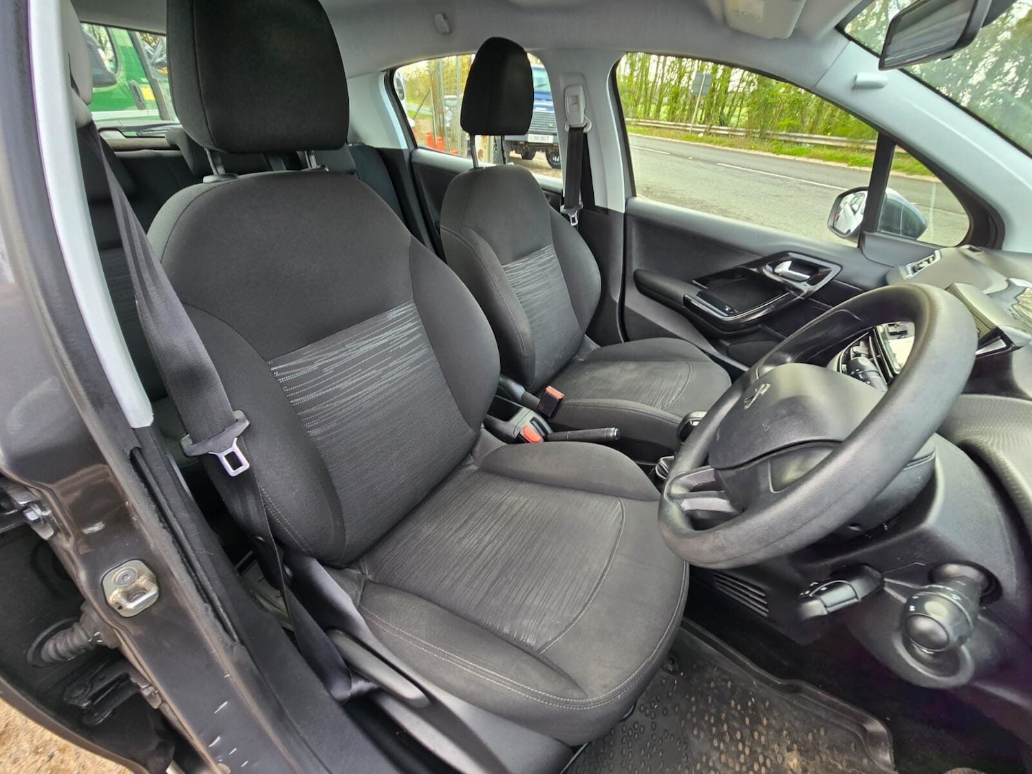 Used Peugeot 208 2018 for sale - 78053182: Photo 10