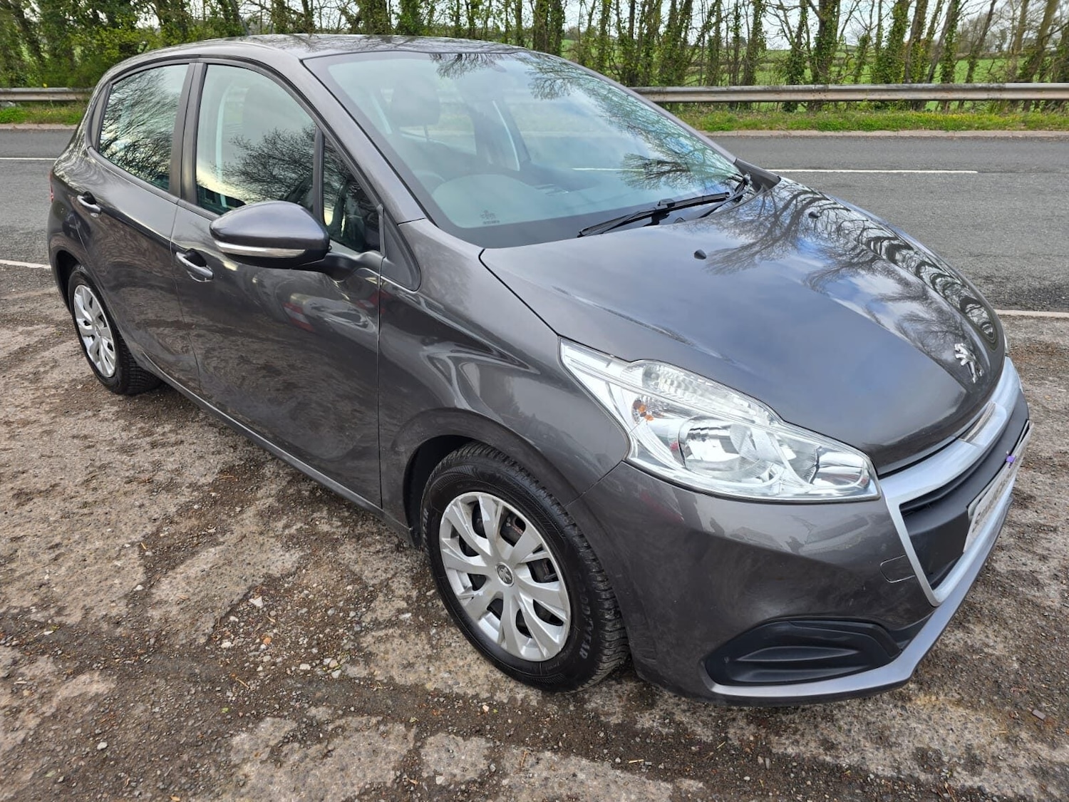 Used Peugeot 208 2018 for sale - 78053182: Photo 2