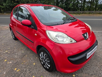 Peugeot - 107