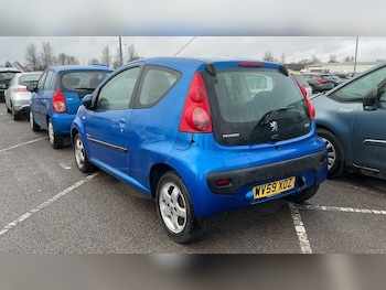 Used Peugeot 107 2010 for sale - 77463004: Photo