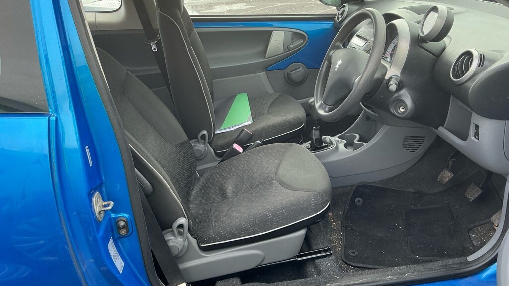 Used Peugeot 107 2010 for sale - 77463004: Photo 5