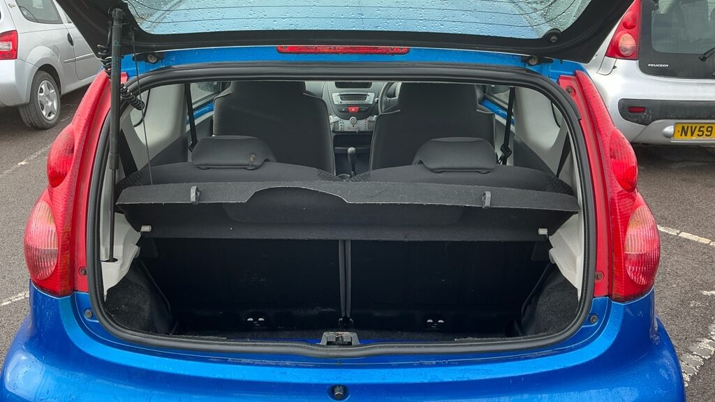 Used Peugeot 107 2010 for sale - 77463004: Photo 9