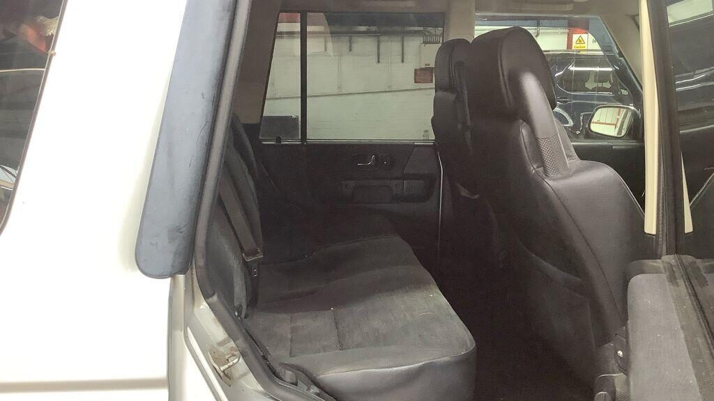 Used Land Rover Discovery 2002 for sale - 76891853: Photo 8