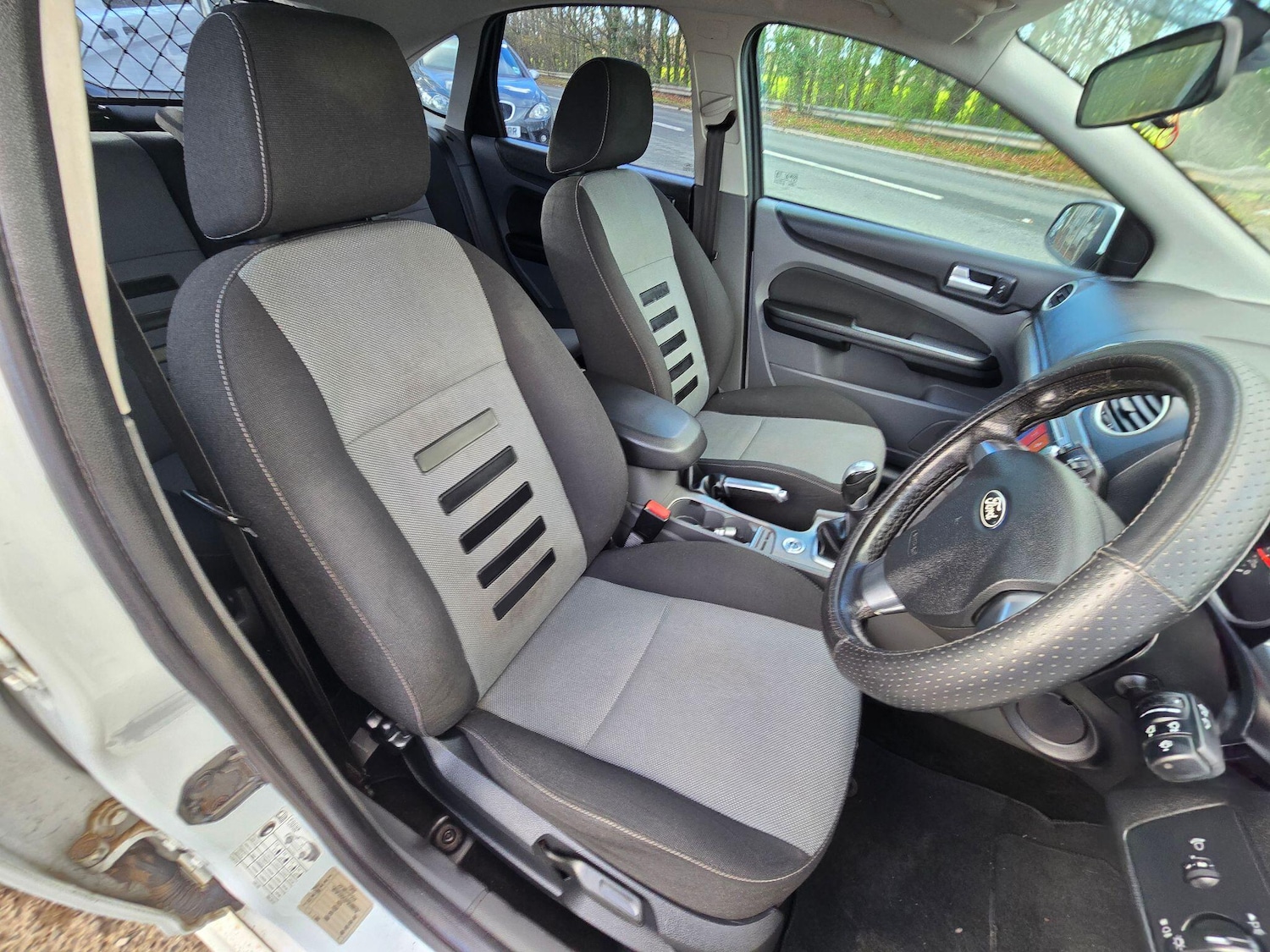 Used Ford Focus 2009 for sale - 76633015: Photo 11