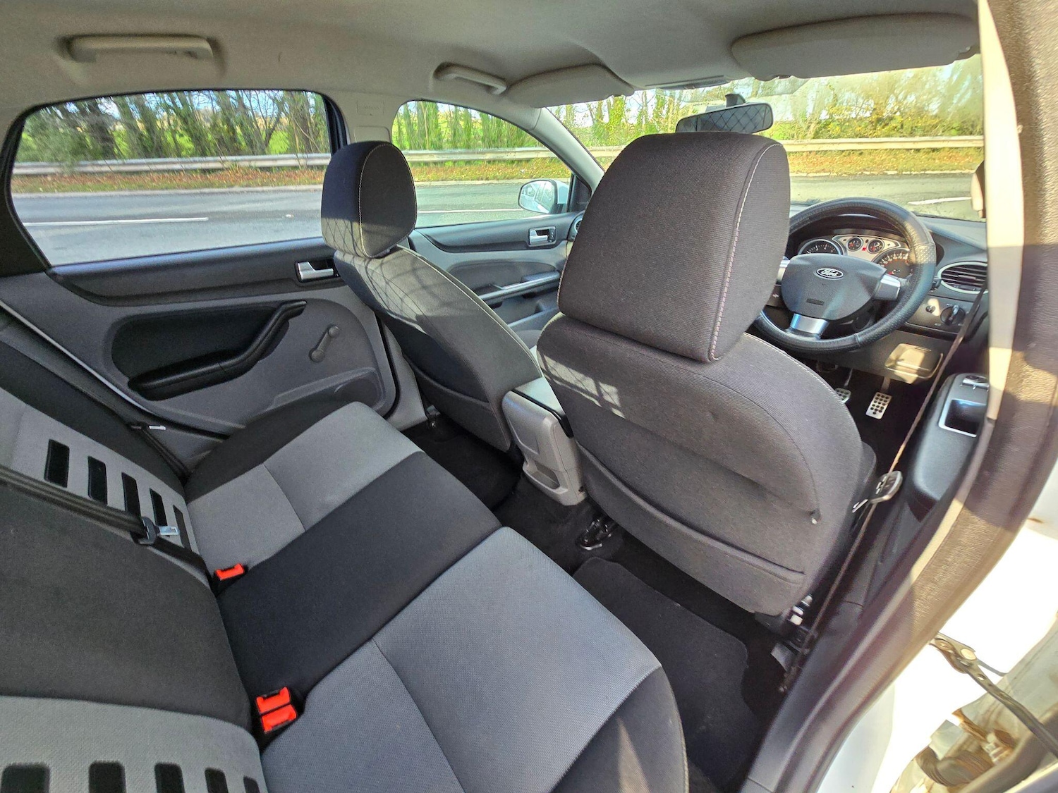 Used Ford Focus 2009 for sale - 76633015: Photo 16