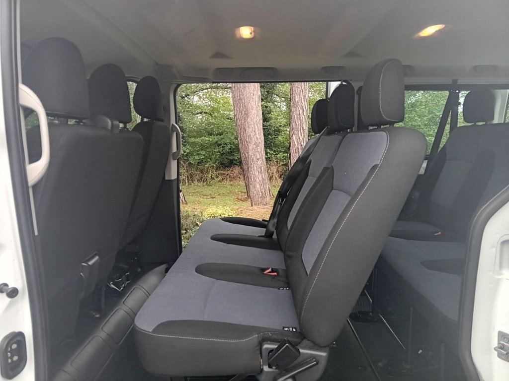 Used Vauxhall Vivaro 2018 for sale - 75607038: Photo 12