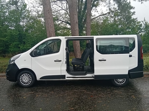 Used Vauxhall Vivaro 2018 for sale - 75607038: Photo 9