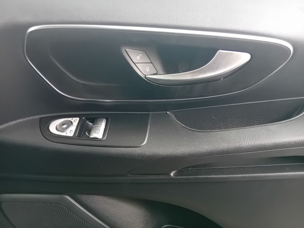 Used Mercedes-Benz Vito 2022 for sale - 75832727: Photo 26