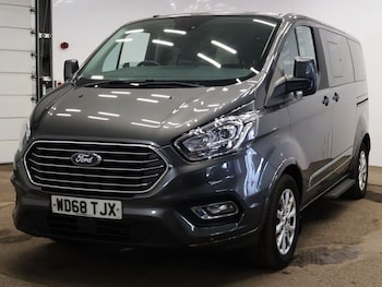 Used Ford Tourneo Custom 2019 for sale - 78850596: Photo