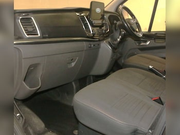 Used Ford Tourneo Custom 2019 for sale - 78850596: Photo
