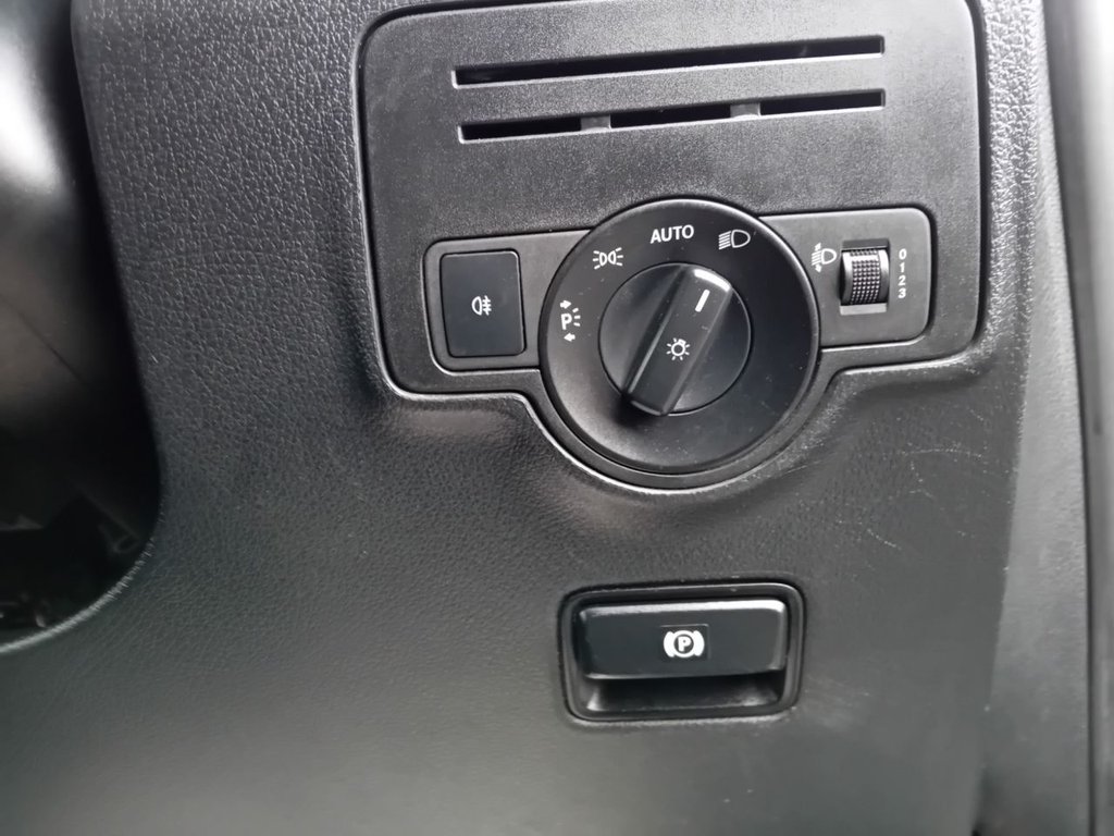 Used Mercedes-Benz Vito 2019 for sale - 77139607: Photo 28