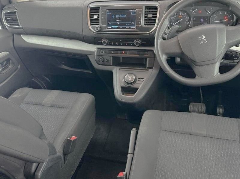 Used Peugeot Traveller 2023 for sale - 77384052: Photo 2