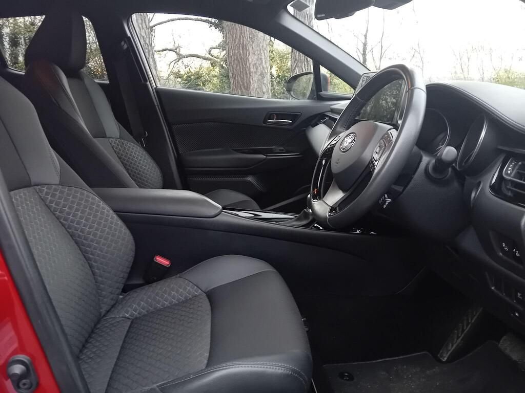 Used Toyota C-HR 2022 for sale - 76783939: Photo 3