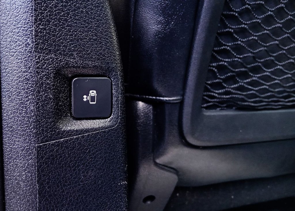 Used Peugeot Traveller 2018 for sale - 77483493: Photo 27