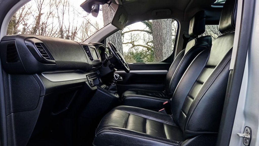 Used Peugeot Traveller 2018 for sale - 77483493: Photo 28