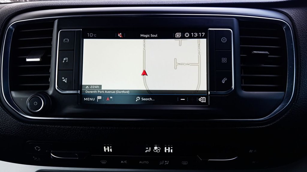 Used Peugeot Traveller 2018 for sale - 77483493: Photo 41