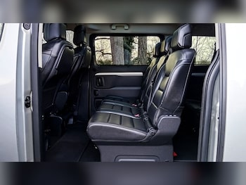 Used Peugeot Traveller 2018 for sale - 77483493: Photo