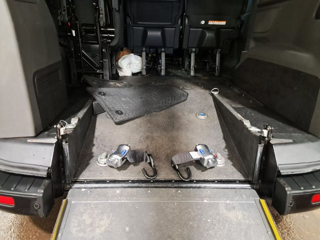 Used Ford Tourneo Custom 2020 for sale - 77693196: Photo 1