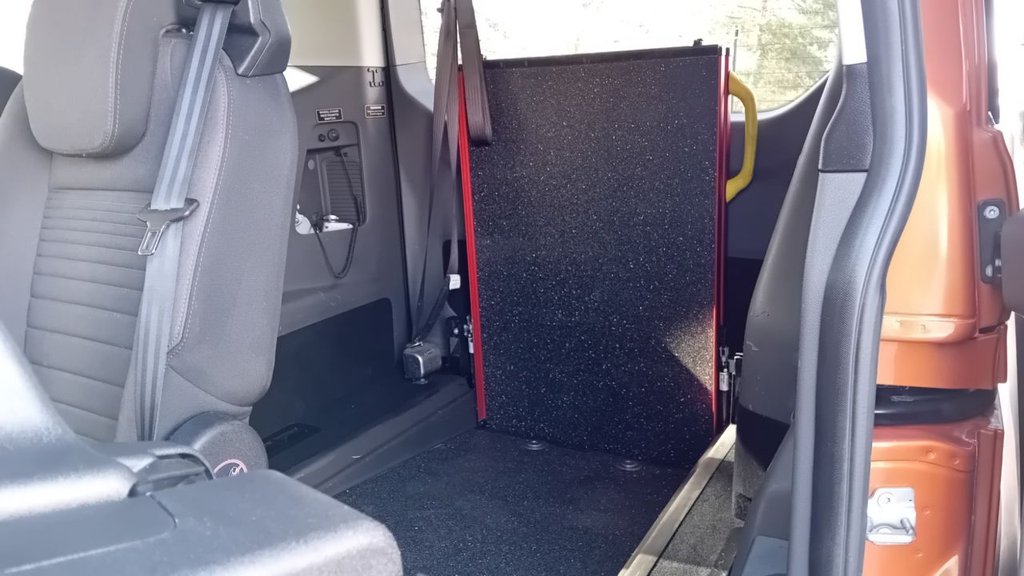 Used Ford Tourneo Custom 2019 for sale - 77780144: Photo 24