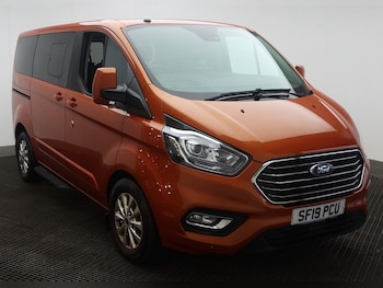 Used Ford Tourneo Custom 2019 for sale - 77780144: Photo