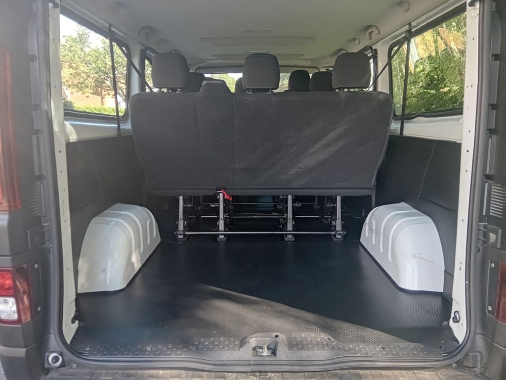 Used Vauxhall Vivaro 2018 for sale - 75296216: Photo 12