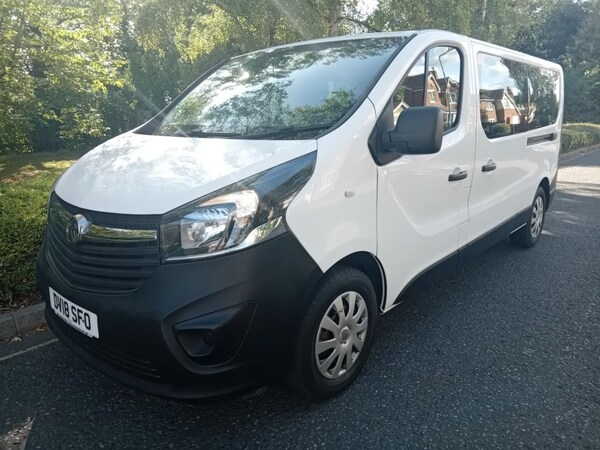 Used Vauxhall Vivaro 2018 for sale - 75296216: Photo 3