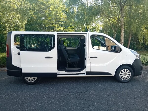 Used Vauxhall Vivaro 2018 for sale - 75296216: Photo 8