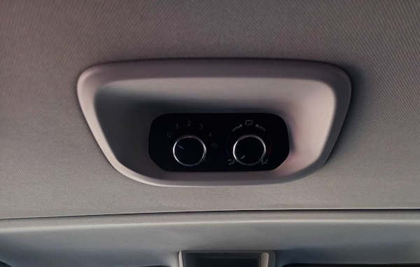 Used Ford Tourneo Custom 2023 for sale - 75654463: Photo 17