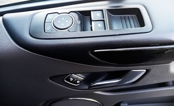 Used Ford Tourneo Custom 2023 for sale - 75654463: Photo 28