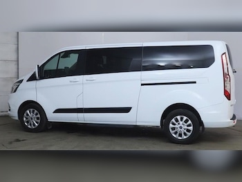Used Ford Tourneo Custom 2019 for sale - 78488122: Photo