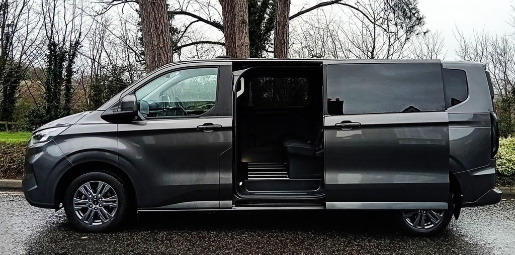 Used Ford Tourneo Custom 2024 for sale - 77133589: Photo 9